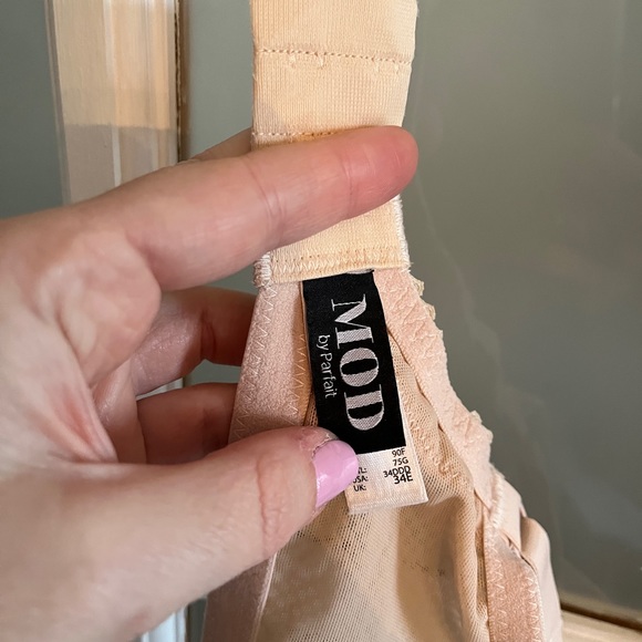 MOD by parfait wireless racerback bra - Picture 6 of 7